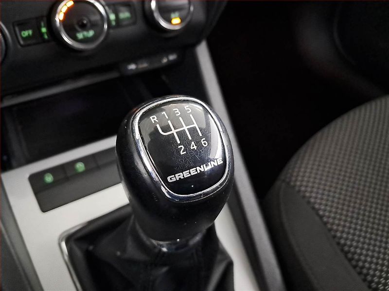 Škoda Octavia (2014) Greenline 1.6 TDI, Navi - fotka 18 z 21