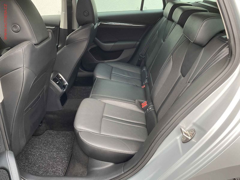 Škoda Octavia (2022) 2.0 TSi 4x4, Style, DSG - fotka 10 z 20