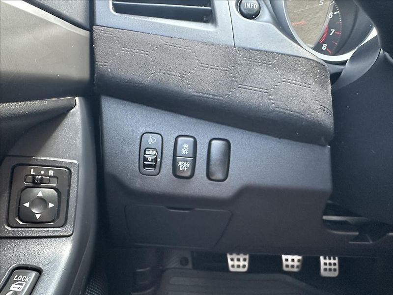 Mitsubishi Lancer 1,6 - fotka 20 z 21