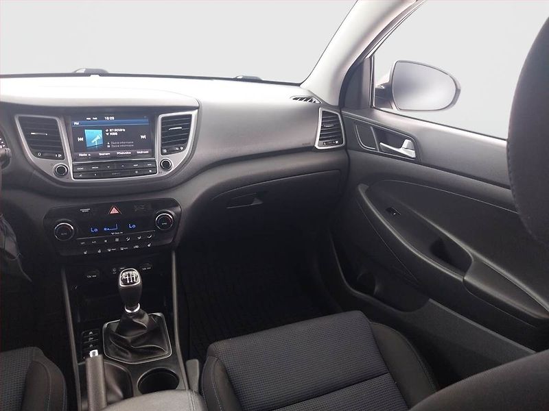 Hyundai Tucson (2016) 1.7 CRDi, Serv.kniha - fotka 8 z 21