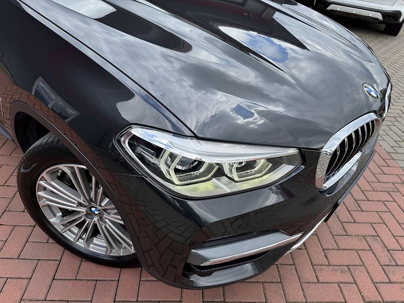 BMW X3 (2020) 3.0d X-Drive Ad.LED Webasto - fotka 33 z 43