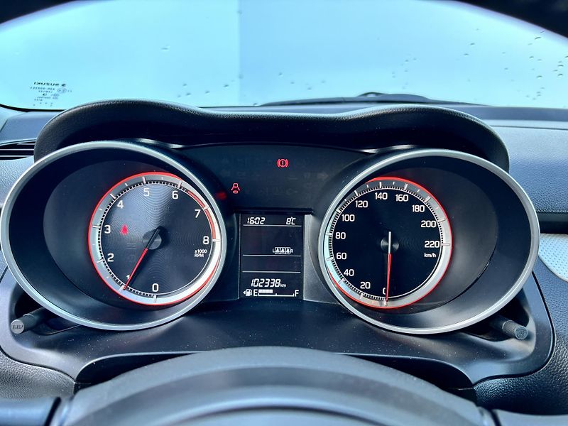 Suzuki Swift (2017) 1.0 BJet Serv. Historie! - fotka 19 z 31