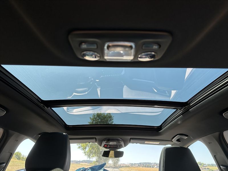 Peugeot 3008 GT 1,6 PureTech 133kW Automat - fotka 25 z 32