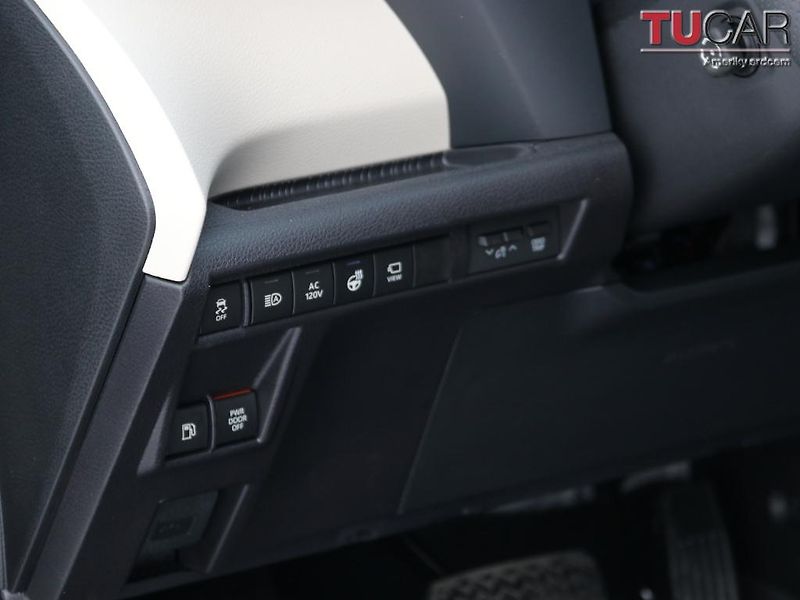 Toyota Sienna (2026) Platinum 2.5 HEV AWD - fotka 27 z 76