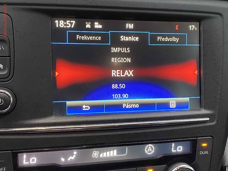 Renault Kadjar (2016) 1.2TCe, Zen, navi, kamera - fotka 16 z 17