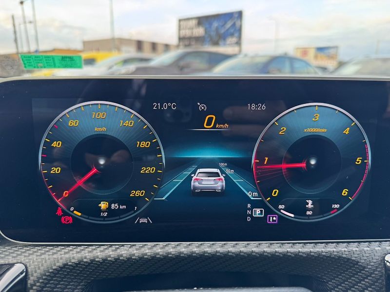 Mercedes-Benz Třídy A (2019) 180D 1,5 85 KW AUTOMAT SPORTB. - fotka 40 z 50