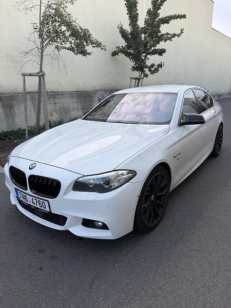 BMW Řada 5 (2017) BMW 520xd M-Paket| TOP VÝBAVA - fotka 1 z 9
