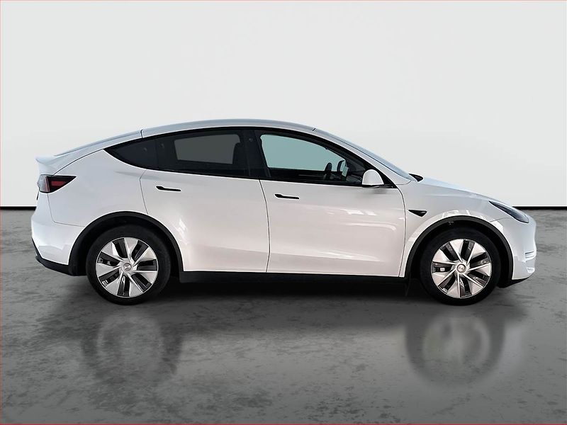 Tesla Model Y (2023) Long Range AWD 79kWh, SoH 91% - fotka 6 z 16