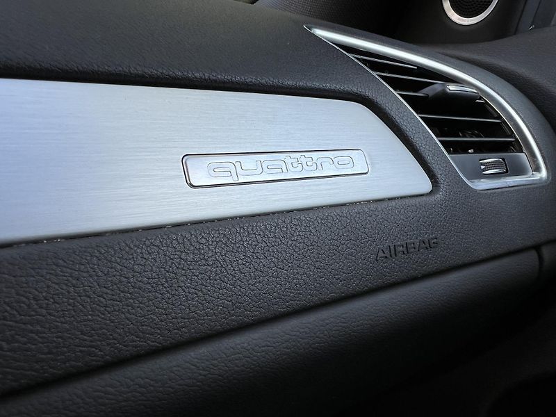 Audi A4 Avant S-LINE 3.0 TDi 180 kW QUATTRO - fotka 15 z 22