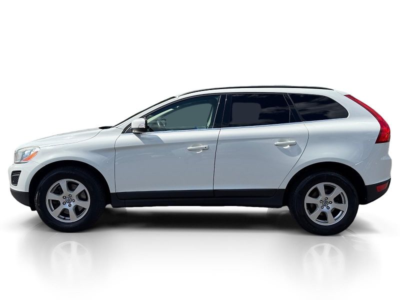 Volvo XC60 D4 AWD MOMENTUM - fotka 2 z 43