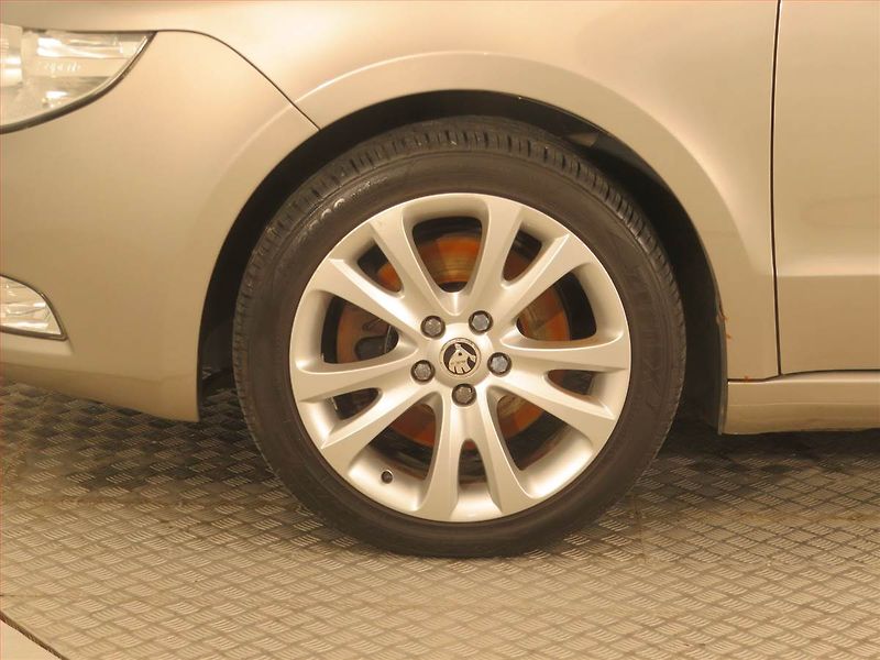 Škoda Superb (2012) Ambition 2.0 TDI, Serv.kniha - fotka 14 z 15