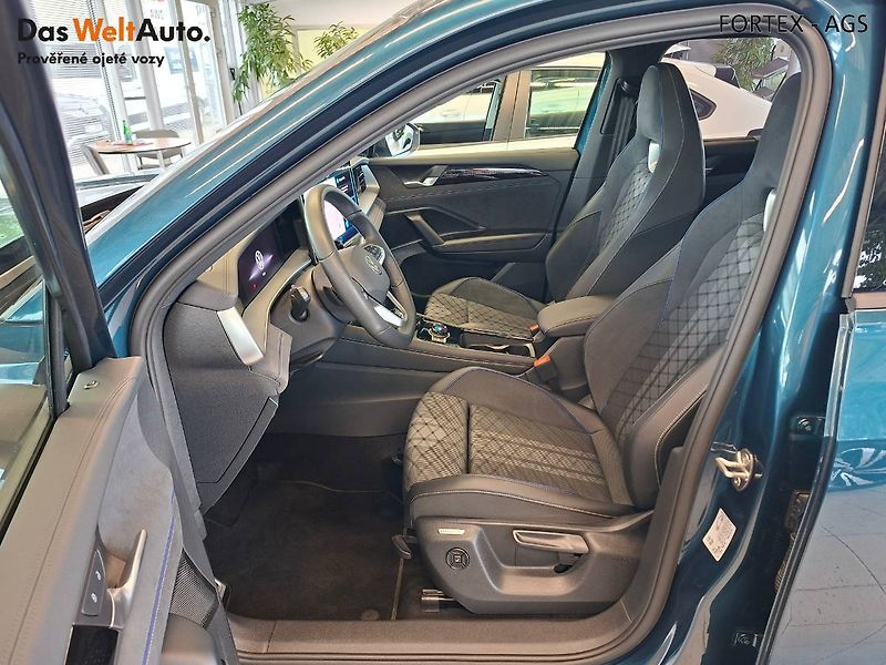 Volkswagen Tayron (2025) R-LINE,2.0 TDI,142kW,4x4,Záruk - fotka 10 z 35