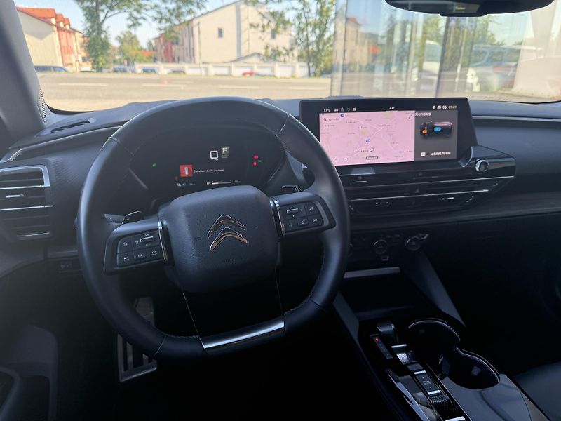 Citroën C5 X (2022) Hybrid 225 k S&S ë-EAT8 SHINE  - fotka 6 z 10