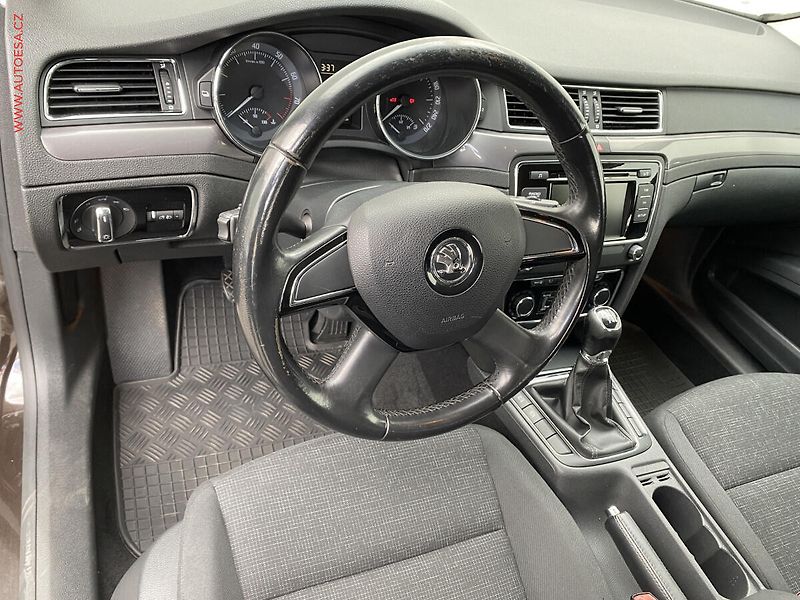 Škoda Superb (2013) 1.4 TSi, AC, temp - fotka 12 z 17