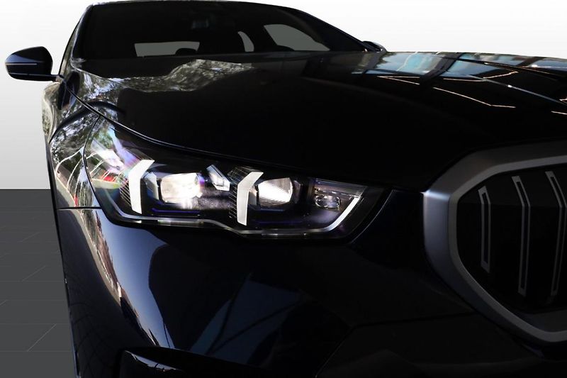 BMW Řada 5 540d xDrive Sedan - fotka 22 z 31