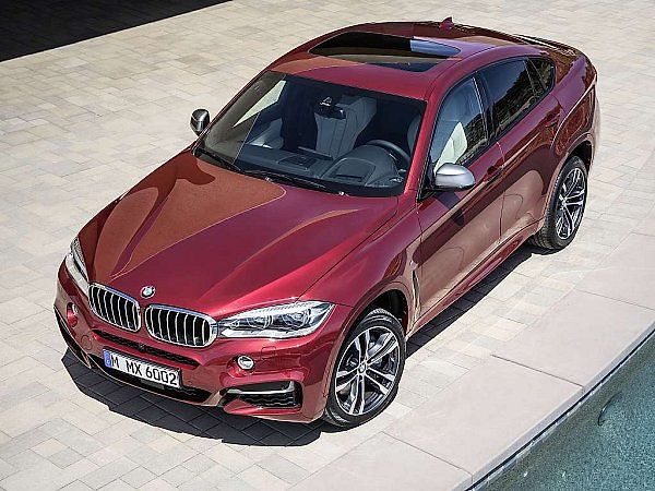 BMW X6.