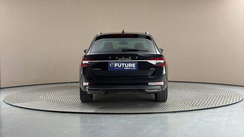 Škoda Superb 2.0 TDI DSG 4x4 L&K Combi - fotka 5 z 34