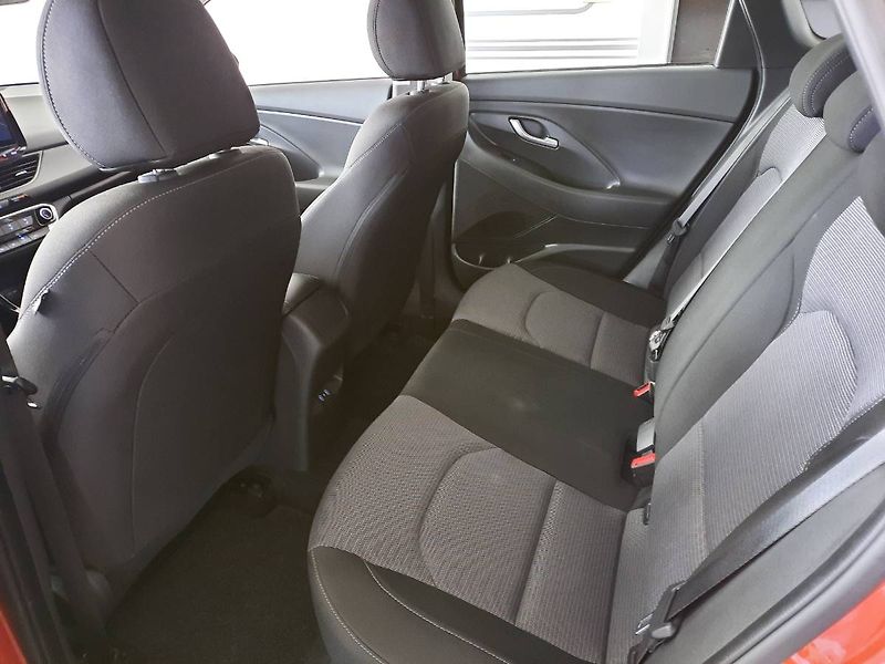 Hyundai i30 (2024) WG 1.5i (70kW/95k) Smart - fotka 8 z 21