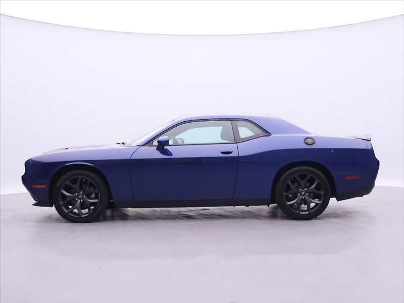 Dodge Challenger 3,6 V6 227kW Automat SXT - fotka 4 z 33