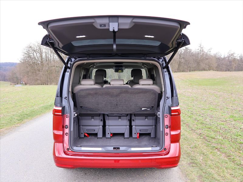 Volkswagen Multivan 2,0 TDI DSG Long Style 7-Míst - fotka 9 z 43