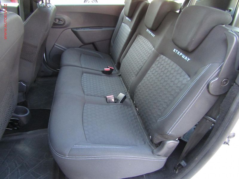 Dacia Lodgy (2016) 1.2 TCe, ČR - fotka 10 z 15
