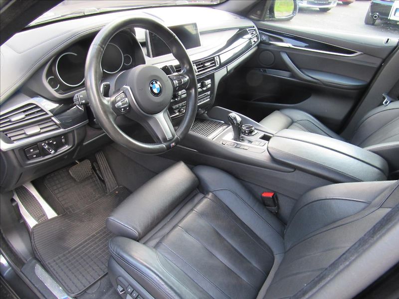 BMW X6 3,0 d xDrive30d 190kW - fotka 9 z 33