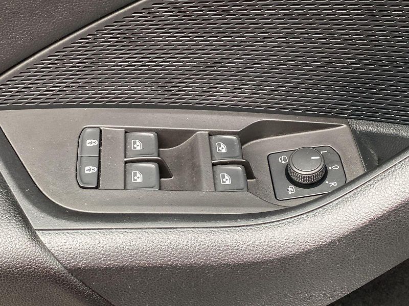 Škoda Octavia (2021) Combi 1.4 TSI iV DSG Style - fotka 22 z 36