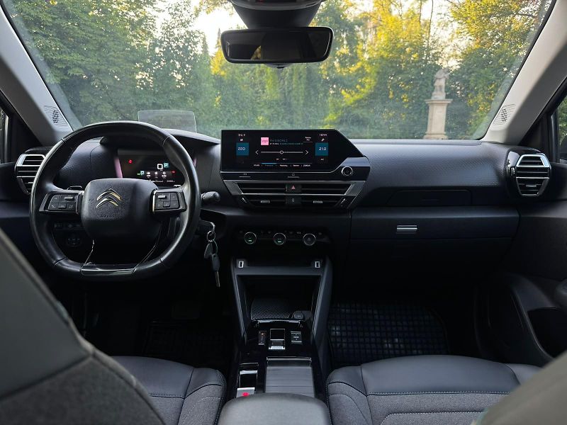 Citroën C4 1.2i 130 S&s 1.MAJITEL ČR DPH  - fotka 10 z 30