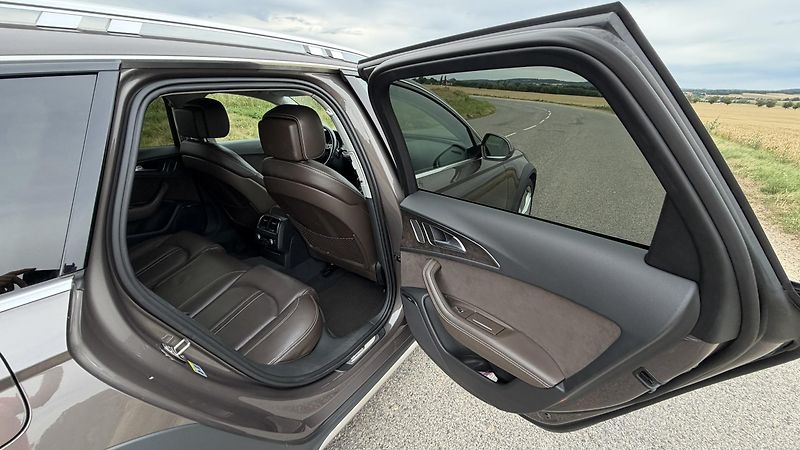Audi A6 Allroad (2017) biturbo - fotka 14 z 18