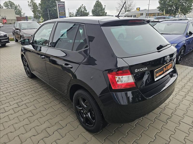 Škoda Fabia III 1,2TSi 66KW Edition - fotka 8 z 43