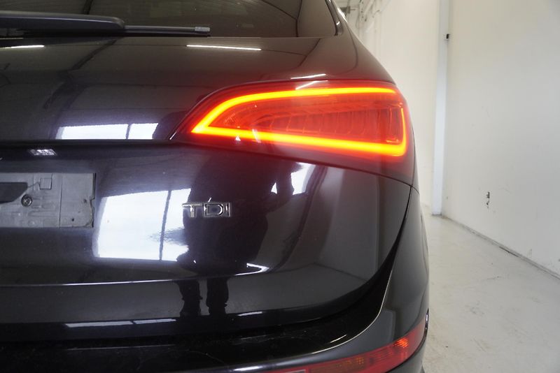 Audi SQ5 3.0 TDi QUATTRO AUTOMAT - fotka 9 z 39