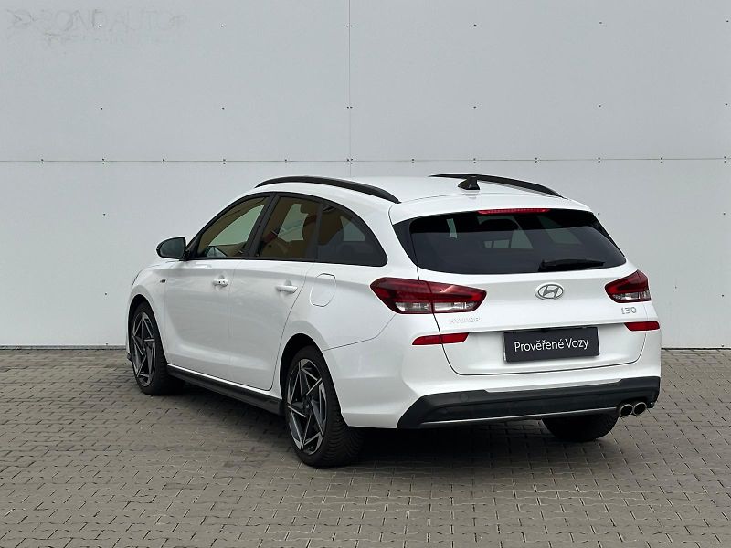 Hyundai i30 1.5 T-GDI MHEV DCT N-Line - fotka 7 z 25