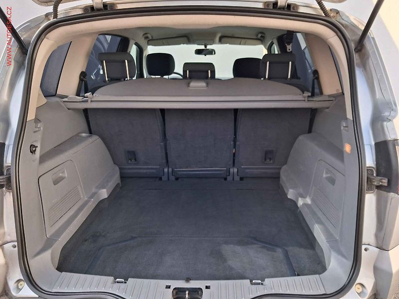 Ford S-MAX (2009) 1.7TDCi, 2.maj, AAC, tempo - fotka 7 z 16