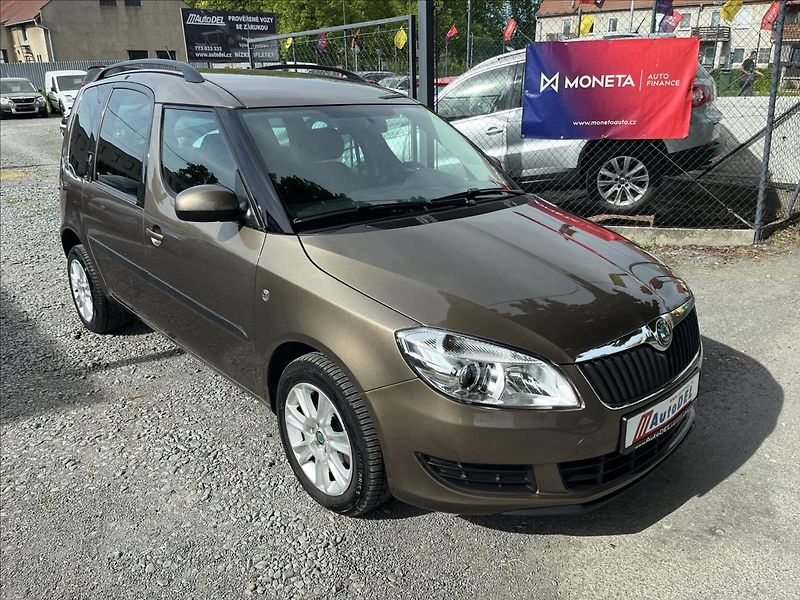 Škoda Roomster 1,2 TSi  Vyhřev,Senzory,ALU - fotka 8 z 50