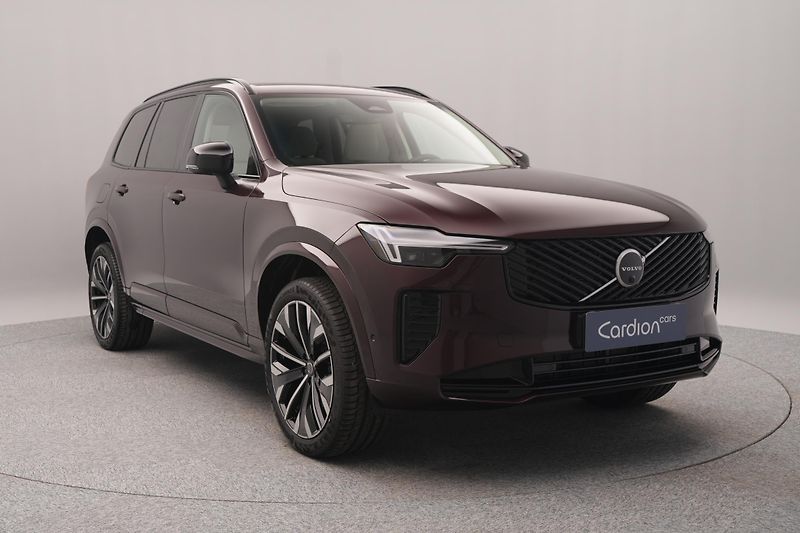 Volvo XC90 (2026) B5 AWD AUT DARK PLUS 7 míst - fotka 15 z 25