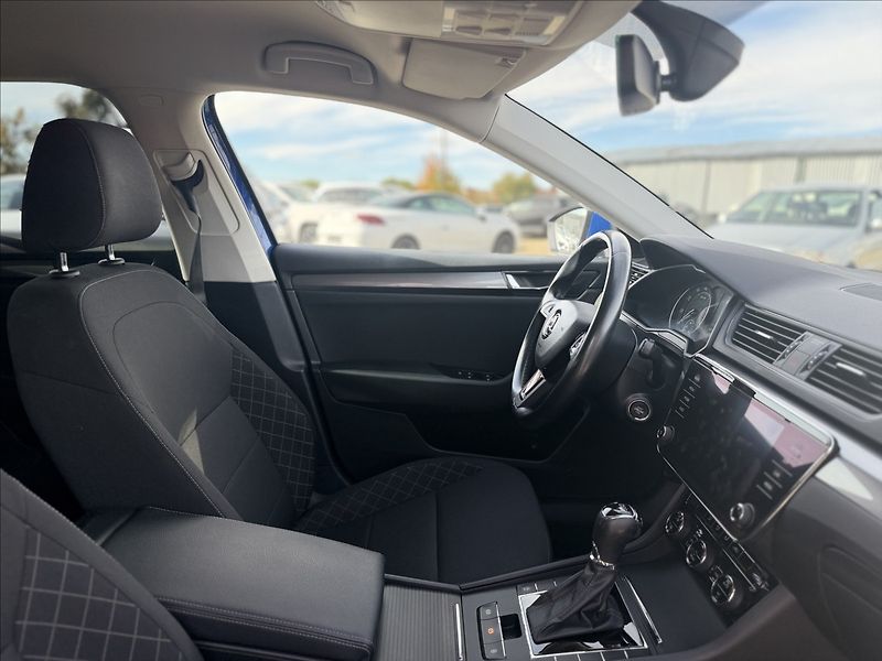Škoda Superb 1,5 TSI  DSG +SADA ZIMNÍCH KOL - fotka 22 z 23