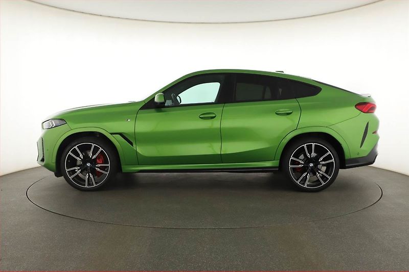 BMW X6 (2025) xDrive30d, M PAKET, VZDUCH - fotka 3 z 30