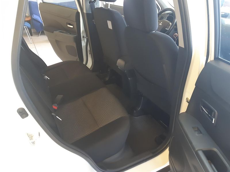 Mitsubishi ASX 1.6 16V KLIMA TEMPOMAT - fotka 19 z 22