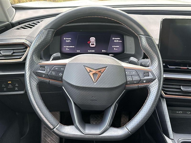 Cupra Formentor (2024) 1.5 TSI DSG - fotka 18 z 28