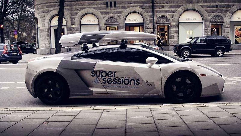 Jon Olsson a jeho hračky.