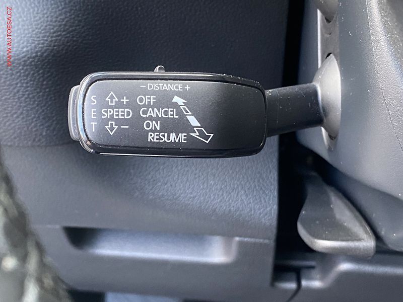 Škoda Karoq (2020) 2.0 TDi 4x4, Drive, DSG, LED - fotka 13 z 17