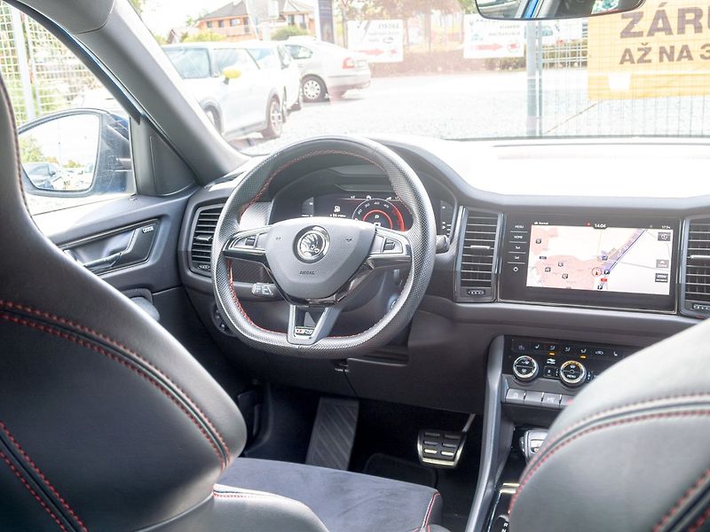 Škoda Kodiaq (2020) ČR 2.0BiTDI 176KW – MODRÉ RS - fotka 15 z 58