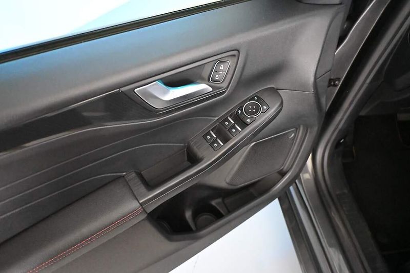 Ford Kuga (2022) 2.5 ST-LINE X LED ACC VIRTUAL - fotka 15 z 43