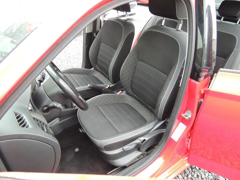 Škoda Fabia (2020) 1.0MPI,Amb,5DV,1.maj.ČR - fotka 18 z 29