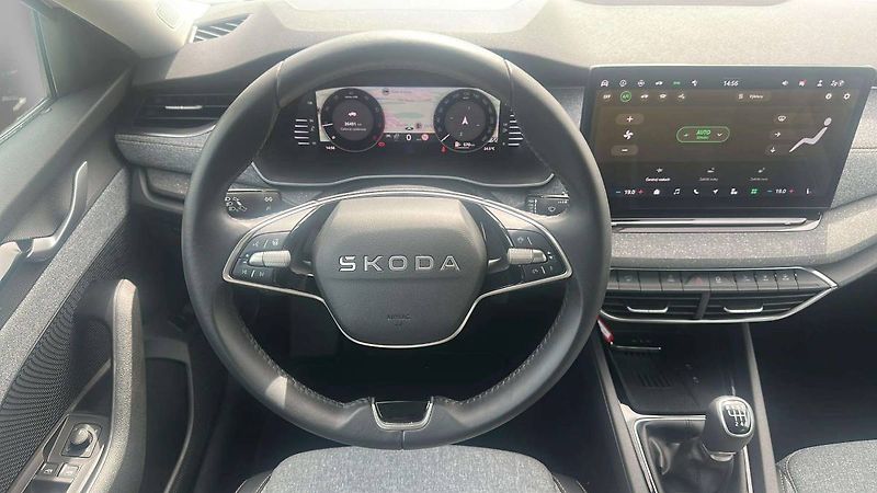 Škoda Octavia Combi Top Selection 1,5TSI 110 - fotka 8 z 29
