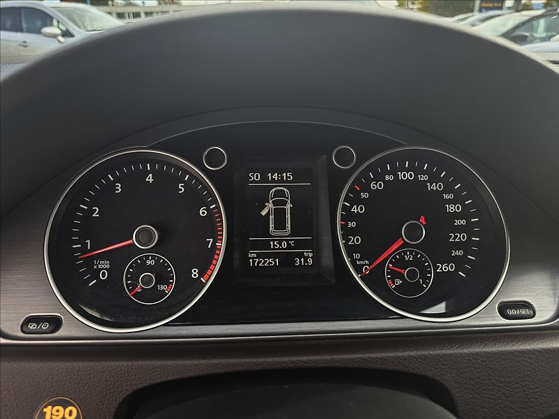 Volkswagen Passat B7 1,4TSi Comfortline NAVI - fotka 16 z 45