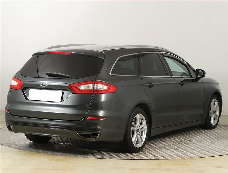 Ford Mondeo (2016) Titanium 2.0 TDCI, 4X4 - fotka 5 z 18