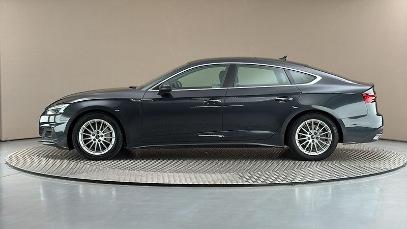 Audi A5 2.0 40TDI Quattro S Tronic Spo - fotka 4 z 31