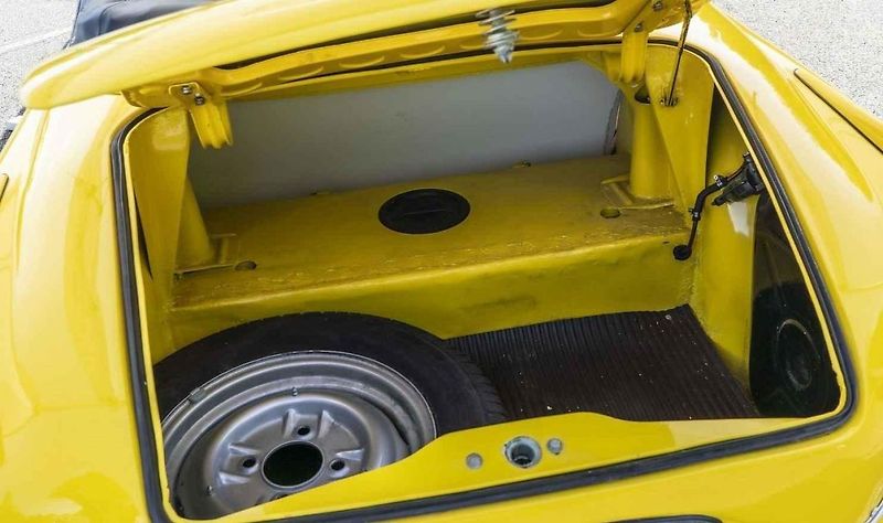 Škoda 450 se začala vyrábět před 65 lety