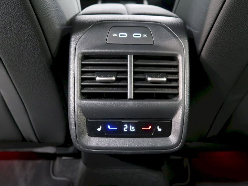 Škoda Superb (2026) SPORTLINE 2.0TDI 142KW TAŽNÉ W - fotka 36 z 43